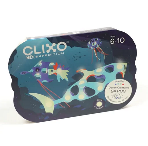 Eco friendly package containg the Ocean Creatures set with pictures of a shar, fish and jellyfish type creature built using the Clixo pieces. 