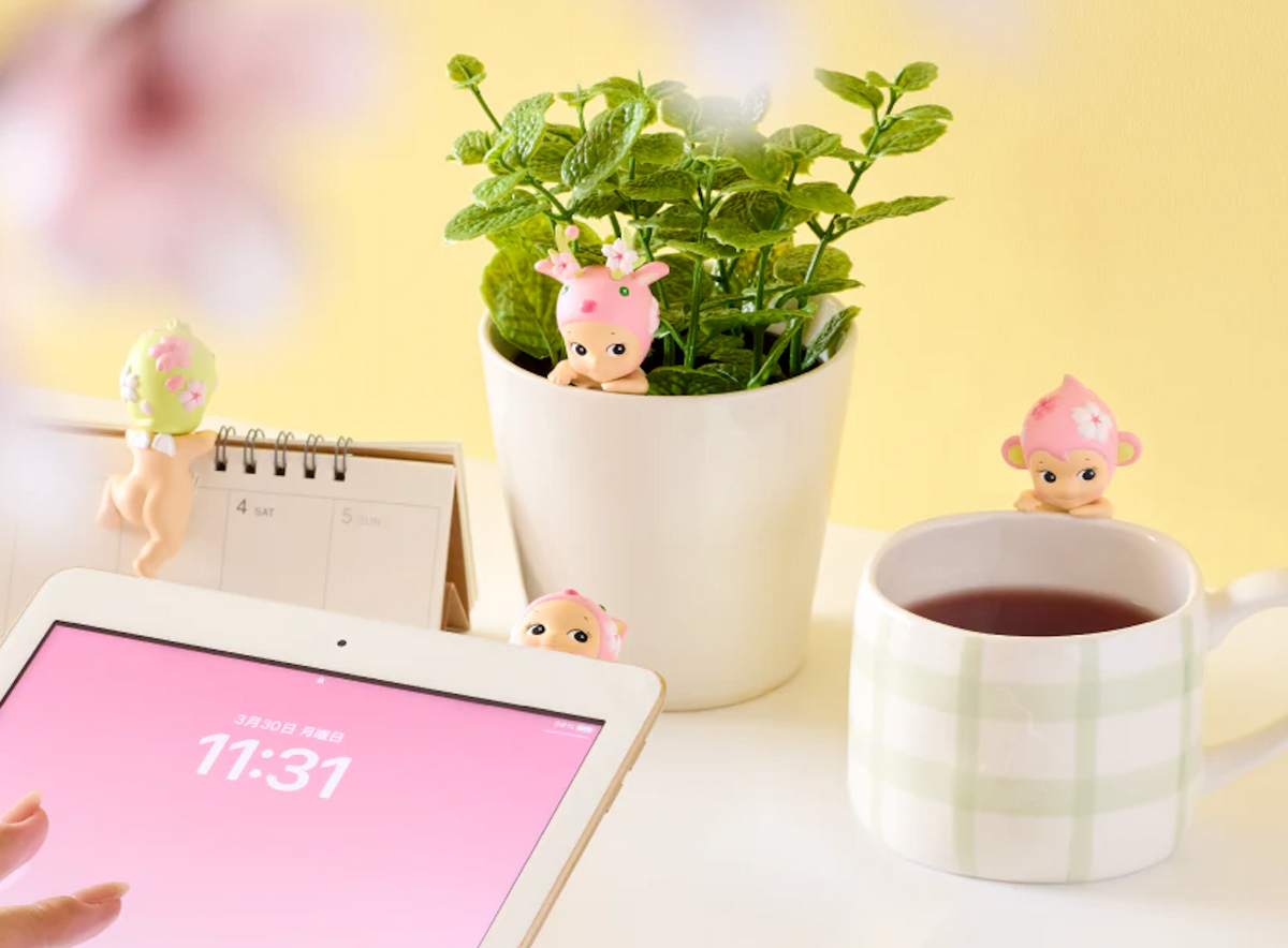 Sonny Angel Cherry Blossom Hipper – World of Mirth