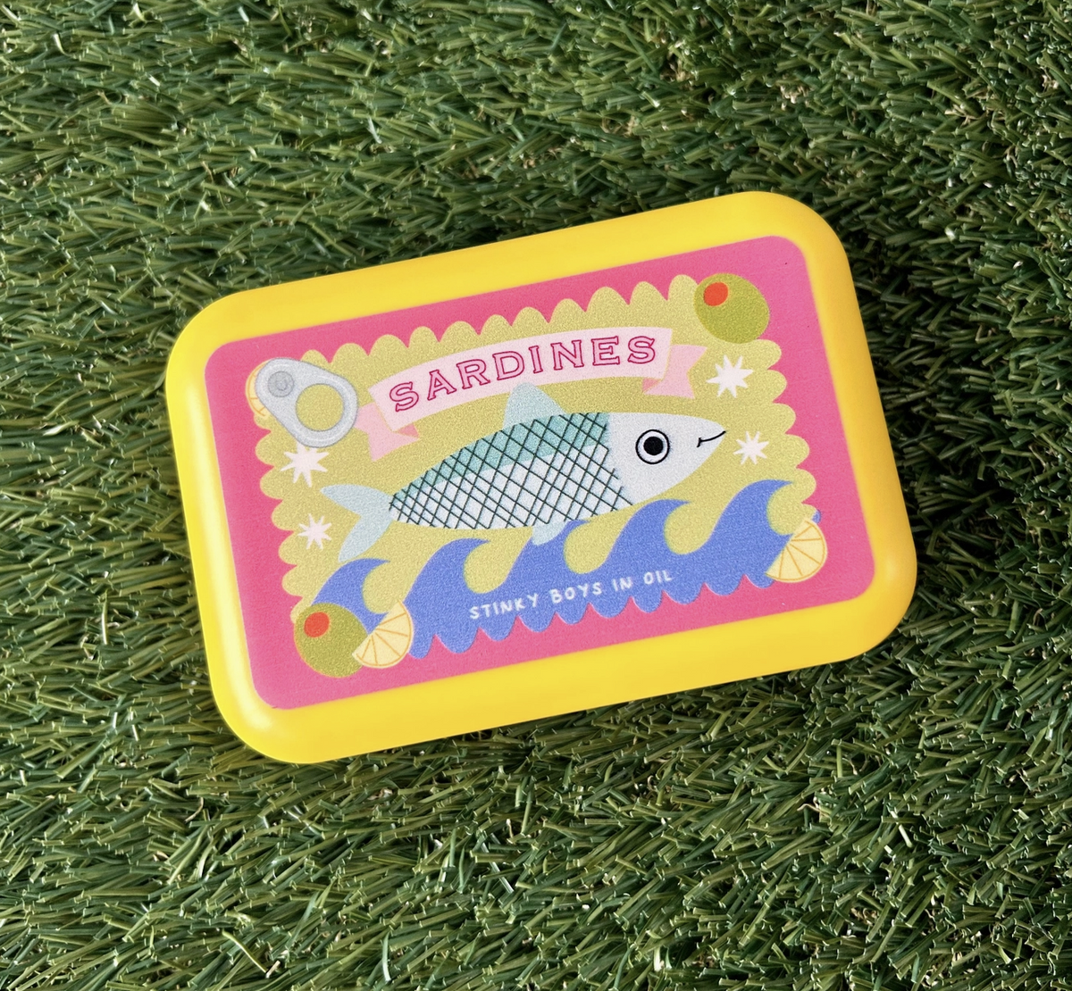 Sardine Box – World of Mirth