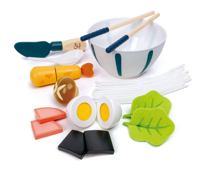 Wooden and felt food pieces. Plastic bowl and chopsticks that are included in the Slurp Slurp Udon Set. 