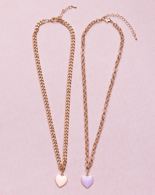 Choice of pink or purple enamel heart charm on a chunky goldtone chain. 