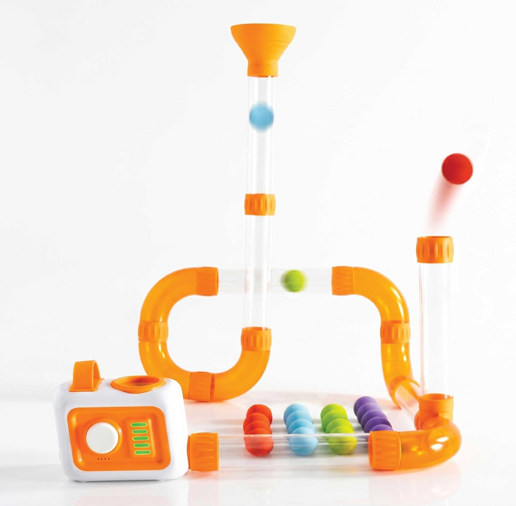 The Air Toobz Evo set with both clear and orange sections of tubing that allow for endless maze combinations. 