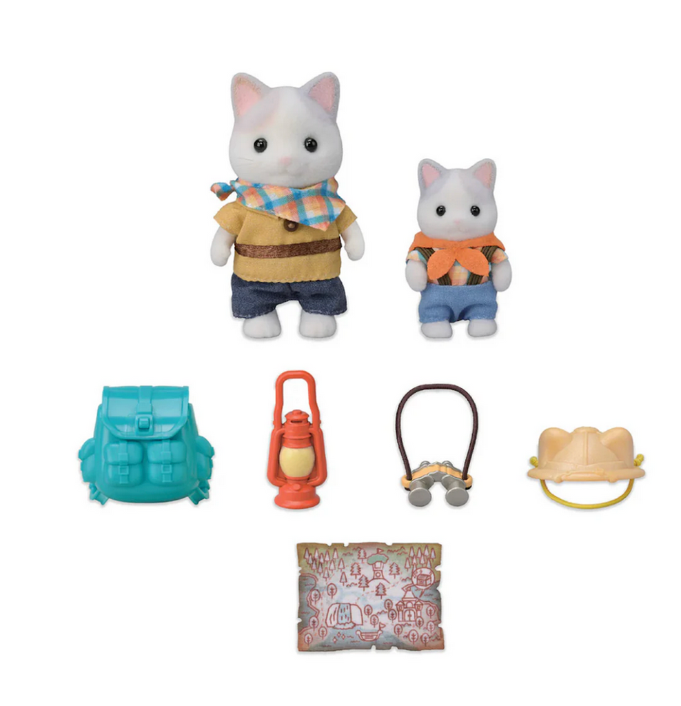 The two Calico Critters figures and accessories that come in the Exciting Exploration Set. 