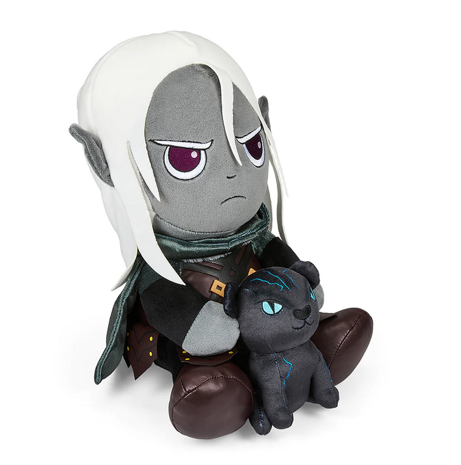 View from the left of Drizzt and Guenhwyvar plush. 