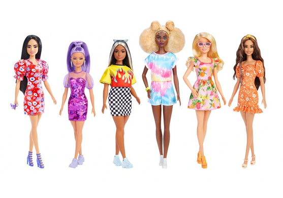 Barbie Fashionistas celebrate diversity and offer endless possibilities for storytelling and fashion exploration. With this inclusive range of dolls, kids can see how fun it is to express personality through style!