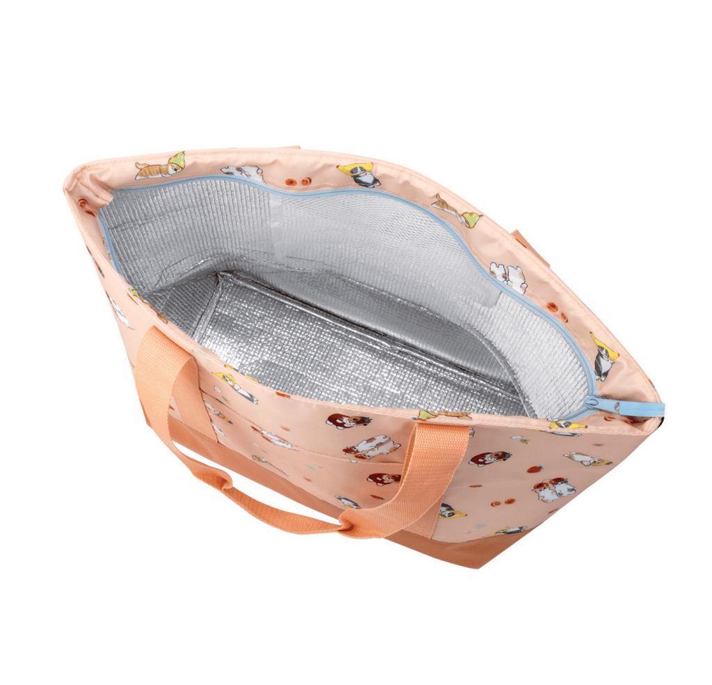 Interior shot of the Mofusand Fruit Cat lunch bag.