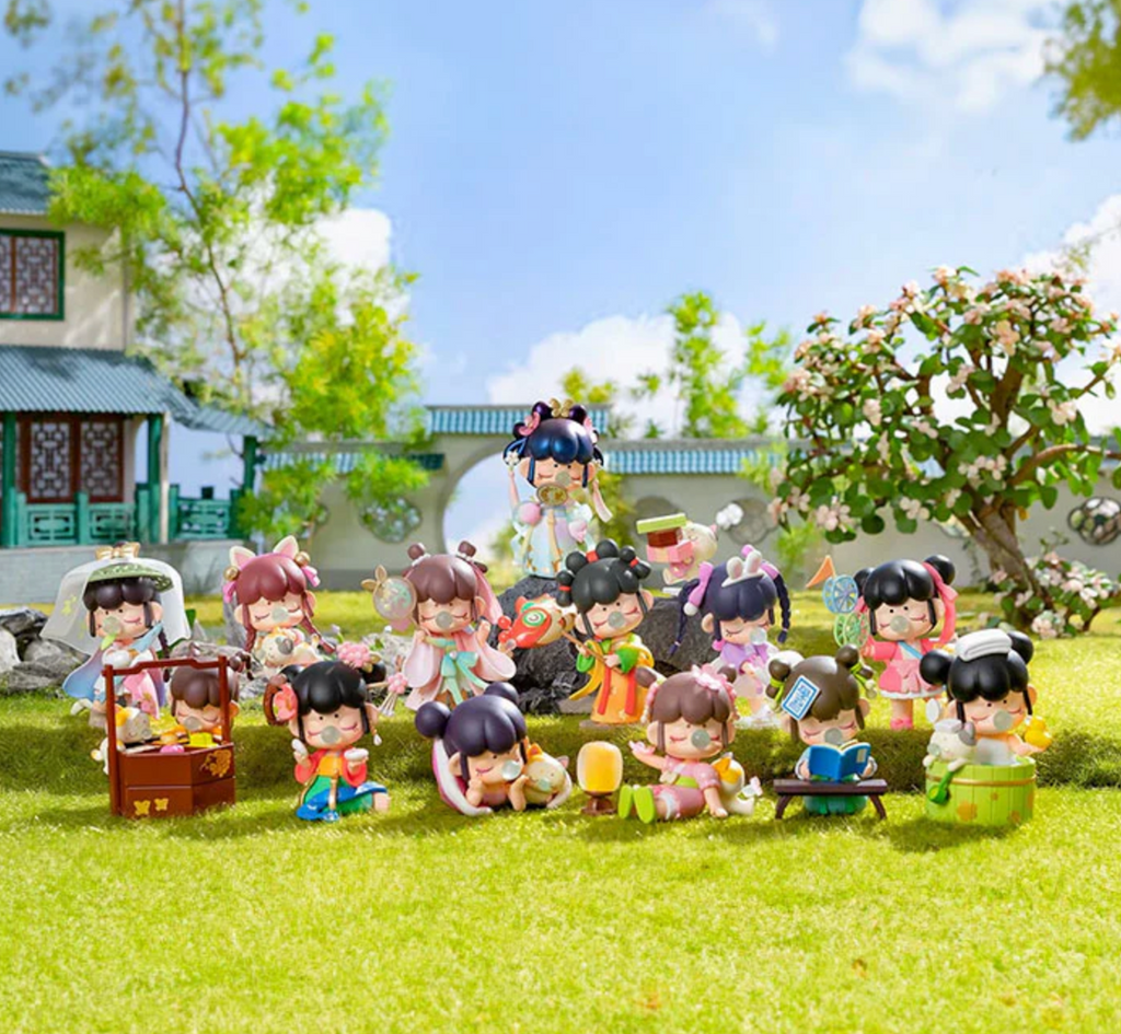 A picture of all of the collectible figures from the Nanci Blooming GIrl Series 10. 