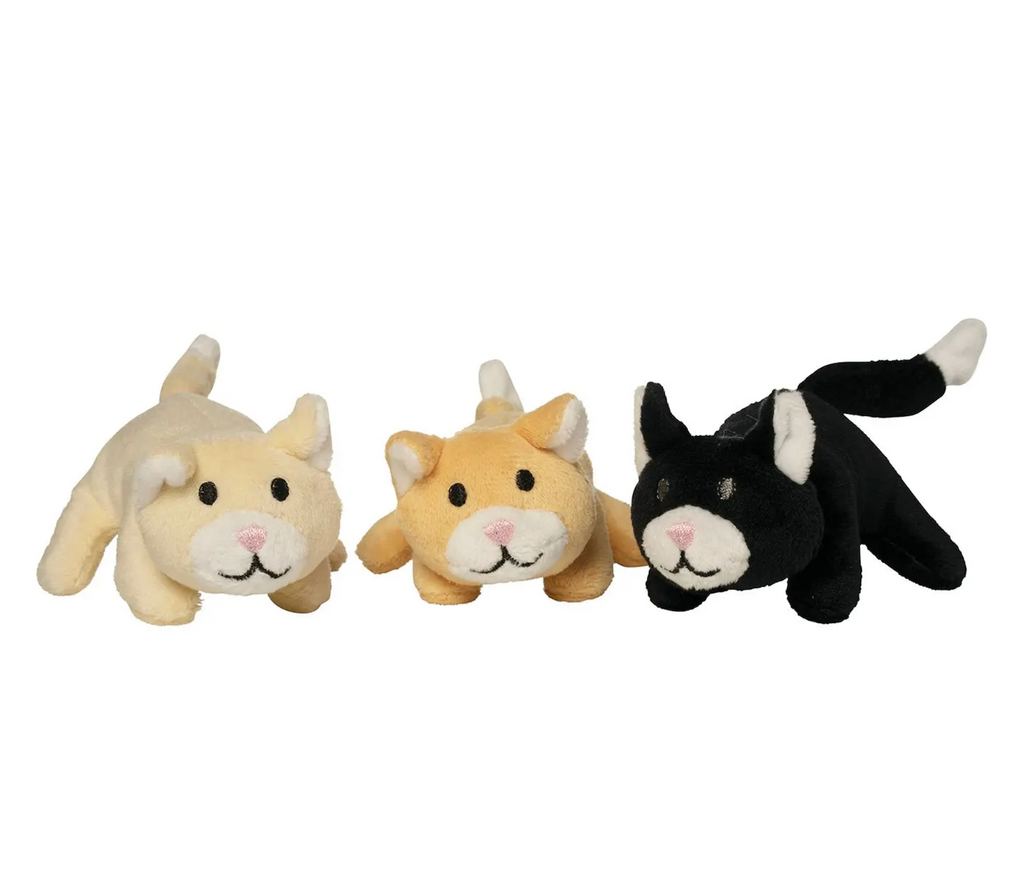 Three baby plush kittens that are magnetic so they can latch on to mama Nina to nurse. 