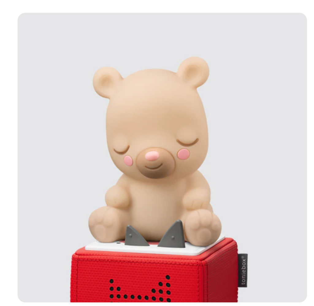 Sleepy Bear Night Light on top on the Tonie Box.