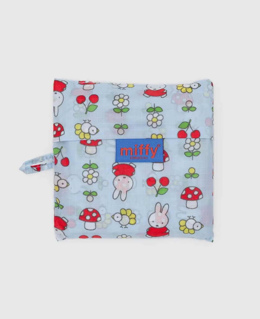 Garden Miffy Standard Baggu in it's 4 x 4 pouch.  