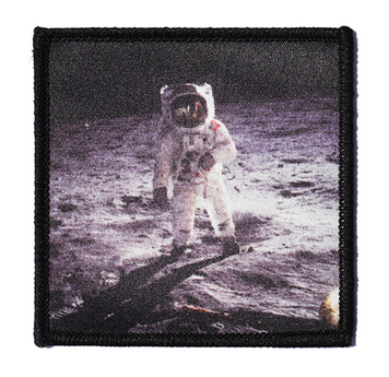 Patch with image of the Apollo moon landing.