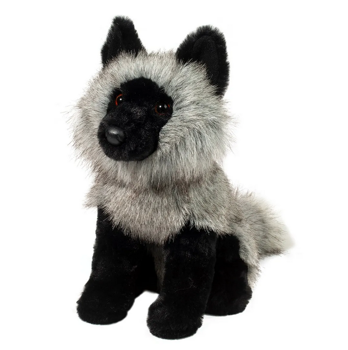 Fluffy plush fur lends our elegant vixen a realistic appearance. Her lively expression is accentuated by triangular ears that stand alert atop her head. Richly colored eyes shine from Artemis’ black masked face, while dark stockings on each of her legs lend further distinction.