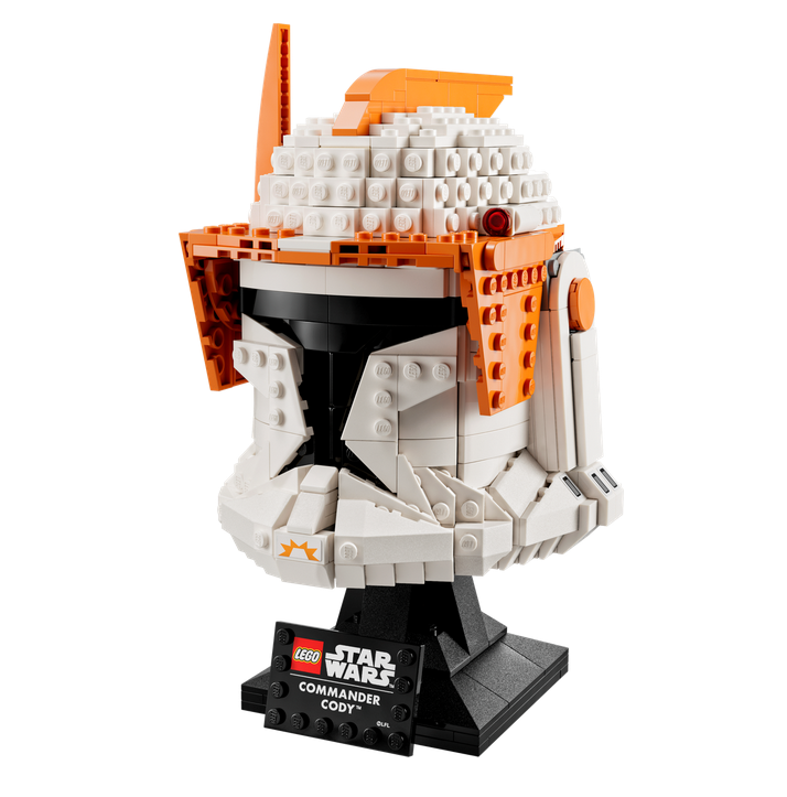 Lego Star Wars Clone Commander Cody helmet. Ages 18 and up. 766 pieces.