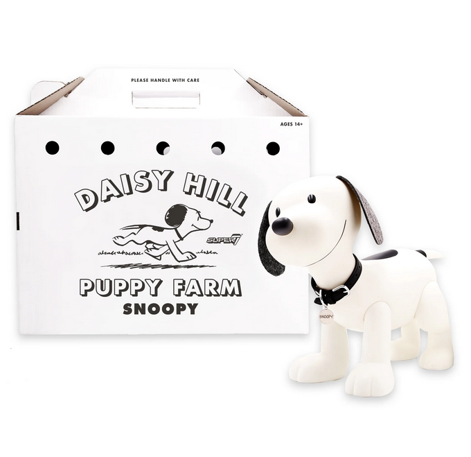 Snoopy Supersize Collectible Fiure with the cardboard carrying case from Daisy Hill Puppy Farm. 